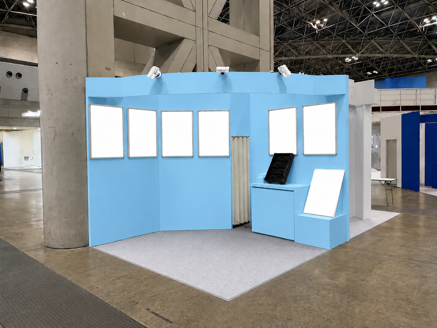 展示会ブースの施工例(水色)
